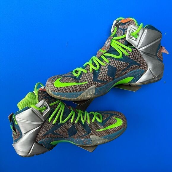 Size 11 - Nike LeBron 12 Trillion Dollar Man 2014 - Picture 3 of 7